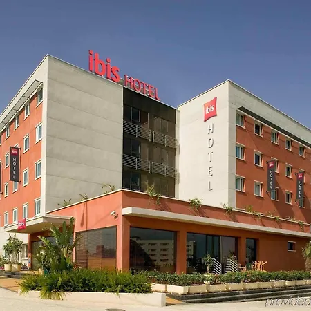 Ibis Budget Aeropuerto Avenida De Velazquez 2*