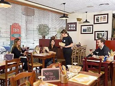 Hotel Ibis Budget Aeropuerto Avenida De Velazquez 2*