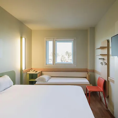 Ibis Budget Aeropuerto Avenida De Velazquez Málaga