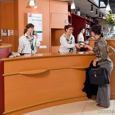 Ibis Budget Aeropuerto Avenida De Velazquez Málaga